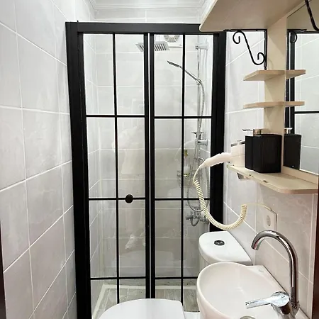 Apartamento Perahomes Wooden Flat With Small Balcony
