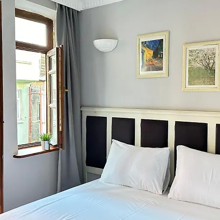 Apartamento Perahomes Wooden Flat With Small Balcony